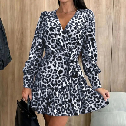 Nuccia Ori™ Leopardí zavinovací šaty s výstřihem do V a páskem v pase